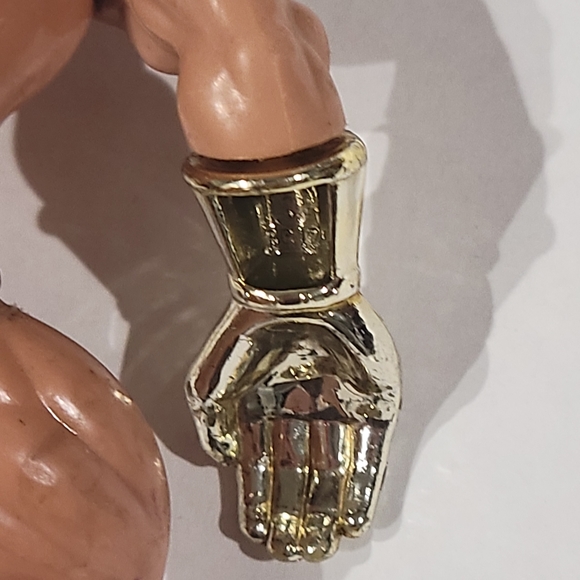 Masters of the universe vintage 1983 Fisto toy - Picture 10 of 14